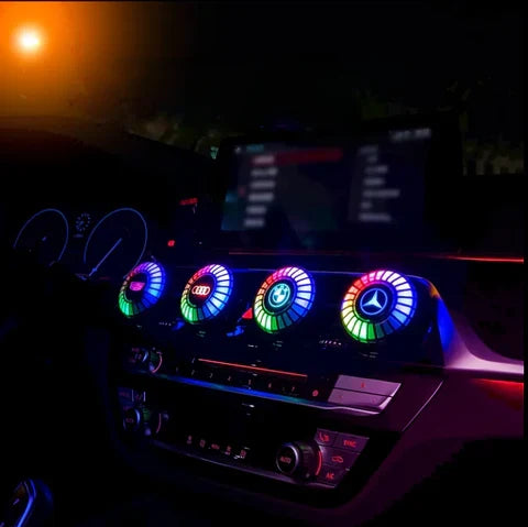 Hudební rytmus LED světla do auta s logem (s aroma difuzérem)